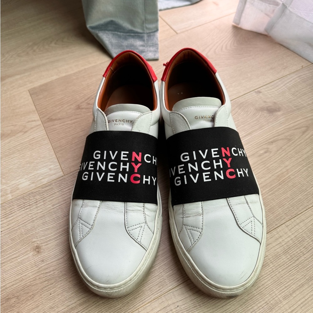 Givenchy Men Sneakers